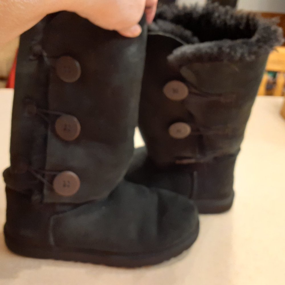 Ugg Black Suede & Shearling 9 UGG Australia